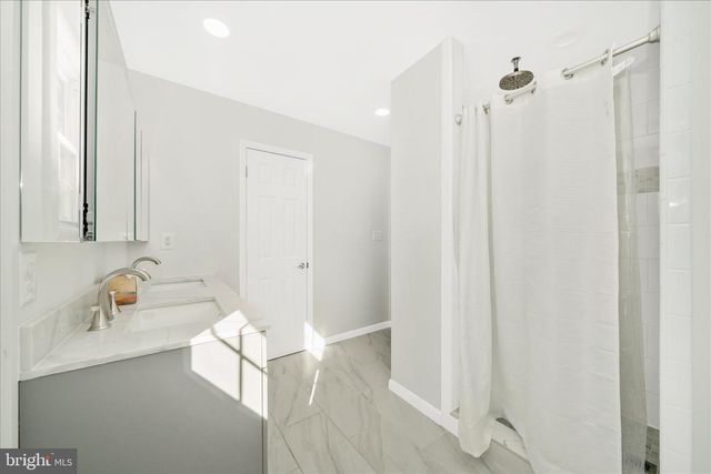 3105 GLISSADE CT, Clinton, MD 20735