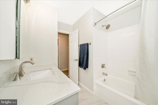 3105 GLISSADE CT, Clinton, MD 20735