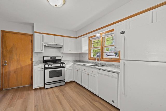 5427 Spring LANE, Milwaukee, WI 53223