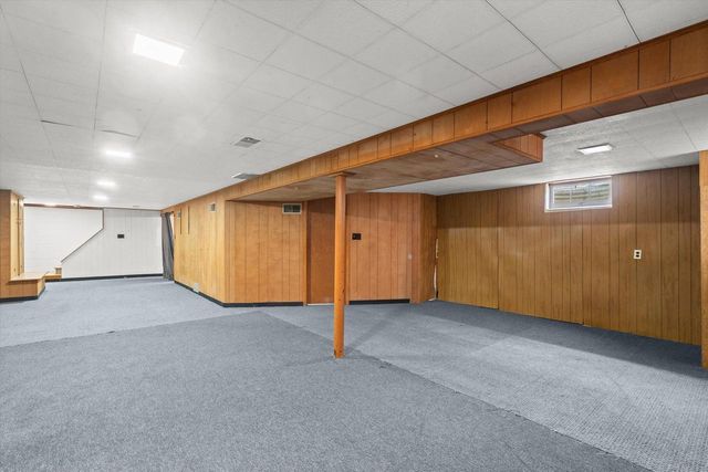 5427 Spring LANE, Milwaukee, WI 53223