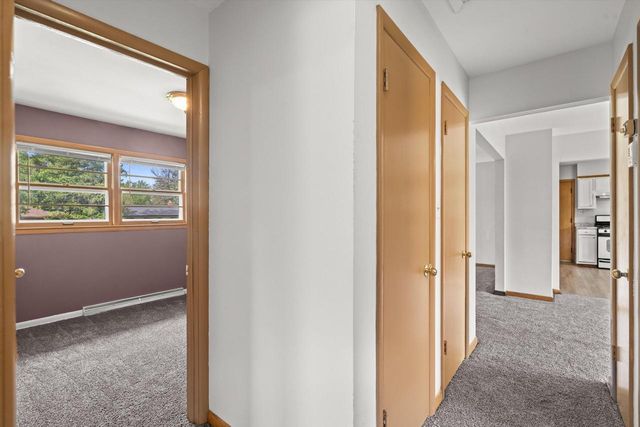 5427 Spring LANE, Milwaukee, WI 53223