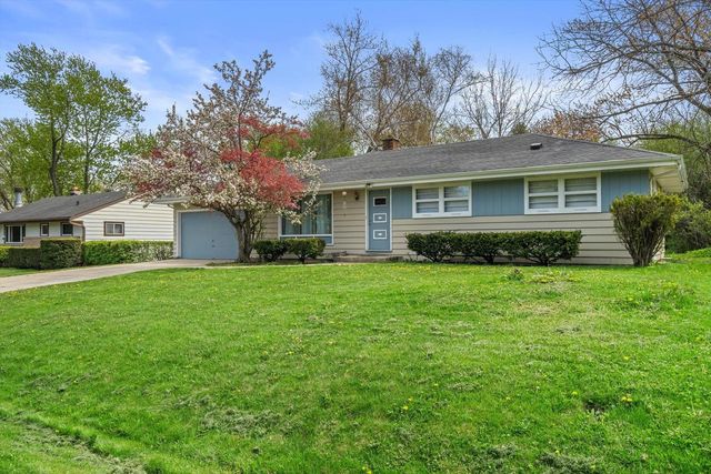 5427 Spring LANE, Milwaukee, WI 53223