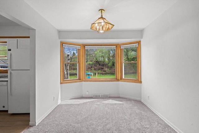 5427 Spring LANE, Milwaukee, WI 53223