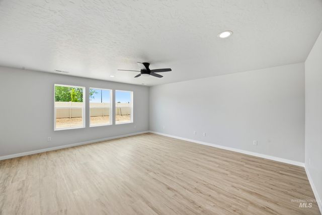 1649 Celina St, Middleton, ID 83644