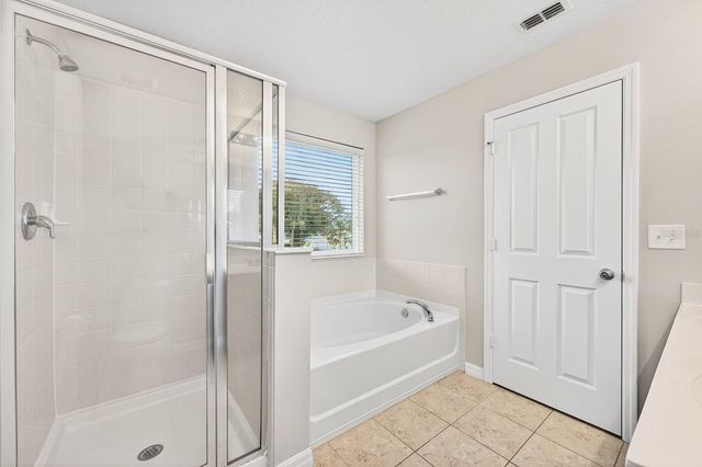 1709 CALM WATERS COURT, Tavares, FL 32778