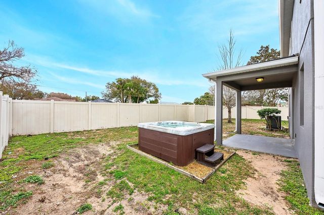 1709 CALM WATERS COURT, Tavares, FL 32778