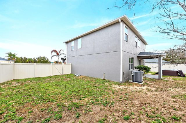 1709 CALM WATERS COURT, Tavares, FL 32778