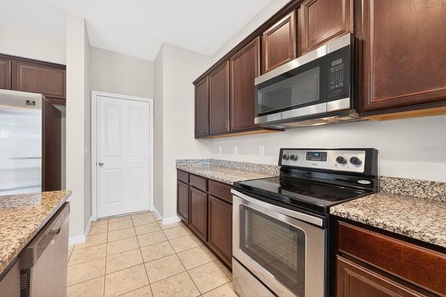 1709 CALM WATERS COURT, Tavares, FL 32778