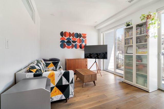 97-99 Elmwood Street 110, Cambridge, MA 02140