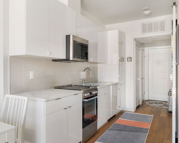 97-99 Elmwood Street 110, Cambridge, MA 02140