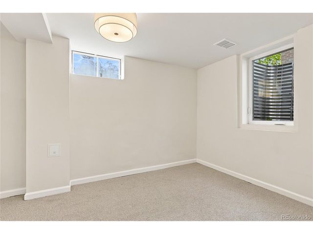 1261 S Jackson St, Denver, CO 80210