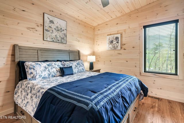 140 Water Tower Rd, Gatlinburg, TN 37738