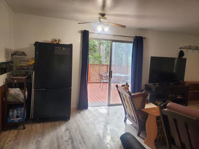 57918 Redwood Trail, Badger, CA 93603