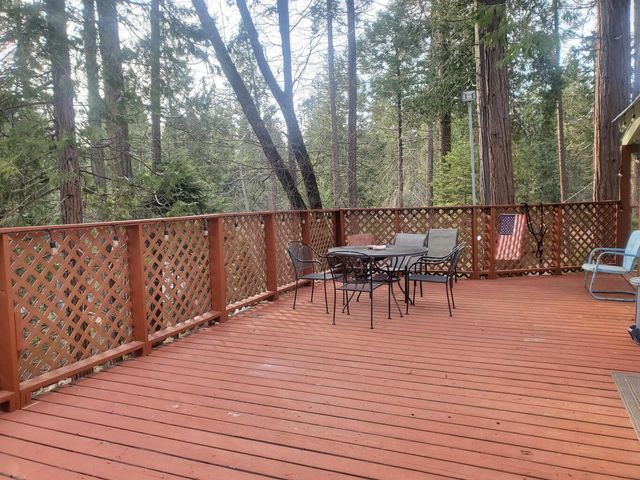 57918 Redwood Trail, Badger, CA 93603