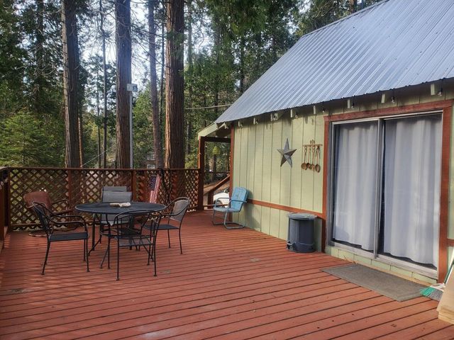 57918 Redwood Trail, Badger, CA 93603