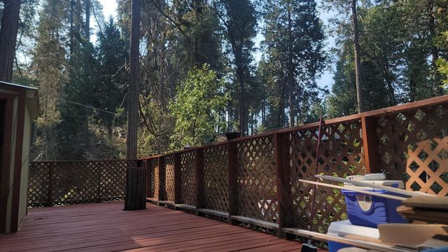 57918 Redwood Trail, Badger, CA 93603