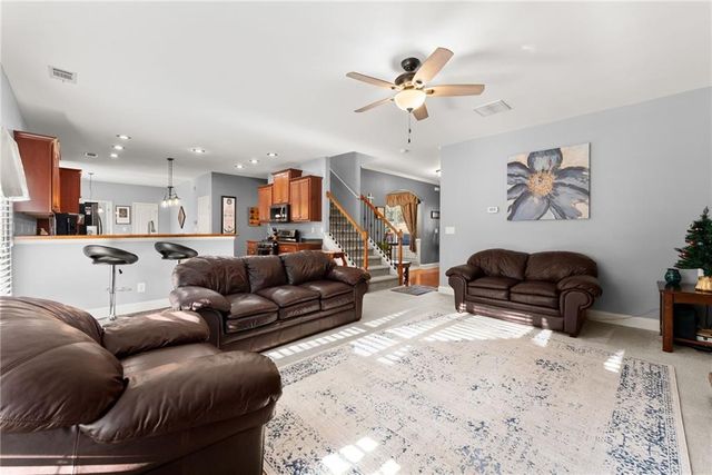 725 Larry Lane, Winder, GA 30680