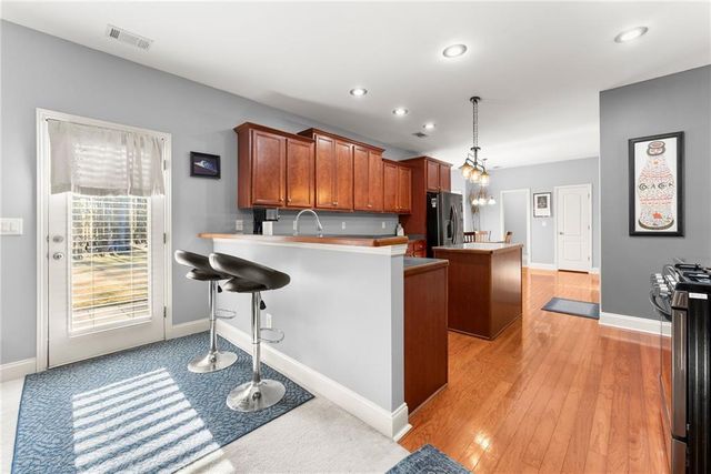 725 Larry Lane, Winder, GA 30680