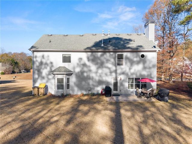 725 Larry Lane, Winder, GA 30680