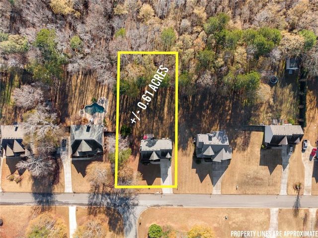 725 Larry Lane, Winder, GA 30680