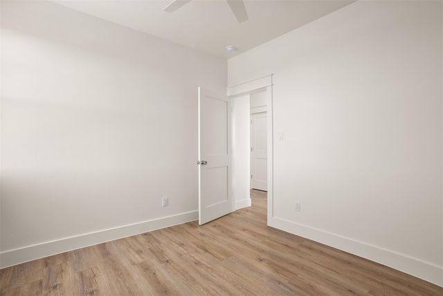 2211 Avenue A, San Leon, TX 77539