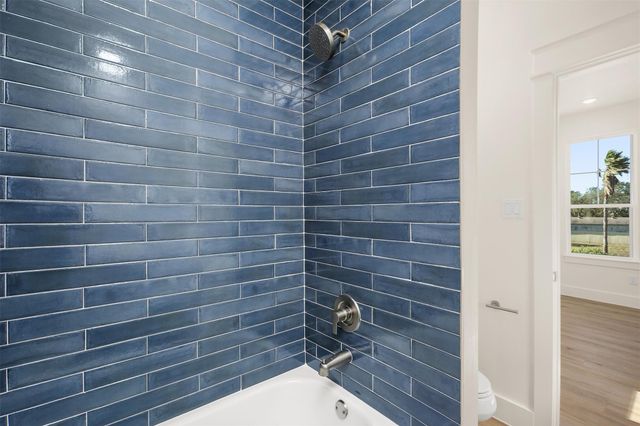 2211 Avenue A, San Leon, TX 77539