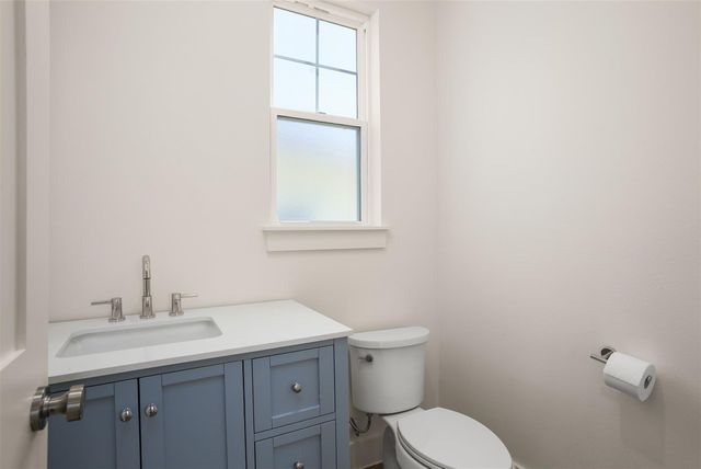 2211 Avenue A, San Leon, TX 77539