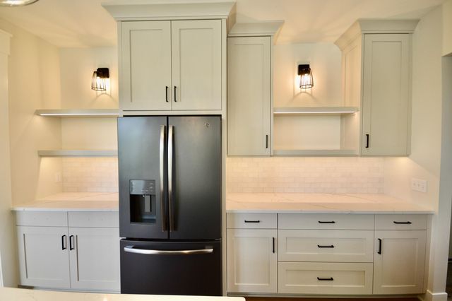 4590 Winding Creek Lane 2, Zeeland, MI 49464