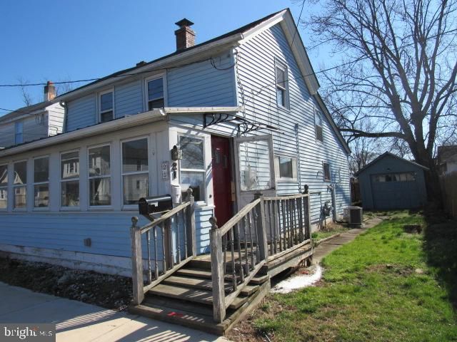 21 E PITTSFIELD ST, Pennsville, NJ 08070