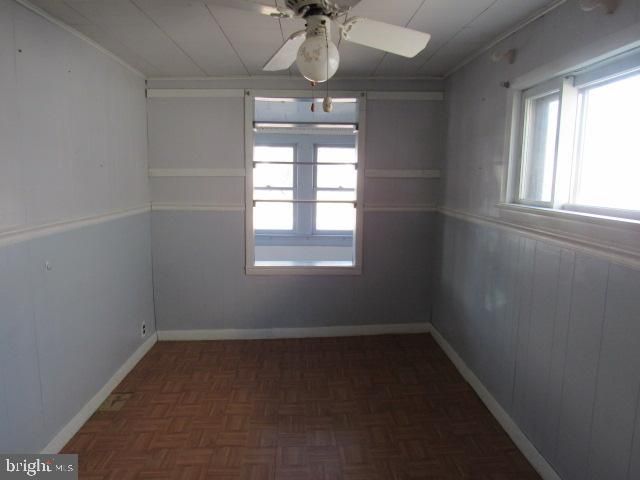 21 E PITTSFIELD ST, Pennsville, NJ 08070