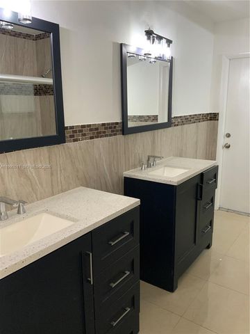 1970 NW 192nd Ter, Miami Gardens, FL 33056