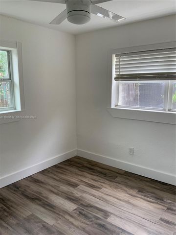 1970 NW 192nd Ter, Miami Gardens, FL 33056