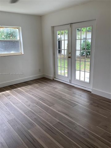 1970 NW 192nd Ter, Miami Gardens, FL 33056