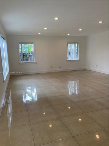 1970 NW 192nd Ter, Miami Gardens, FL 33056