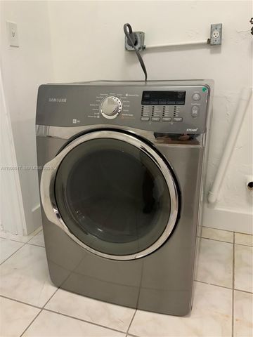 1970 NW 192nd Ter, Miami Gardens, FL 33056