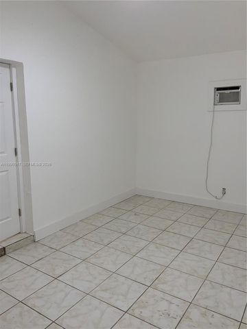 1970 NW 192nd Ter, Miami Gardens, FL 33056