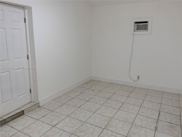 1970 NW 192nd Ter, Miami Gardens, FL 33056