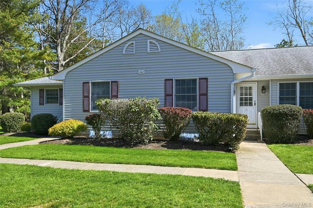 1565 Calebs Way D15, Greenport, NY 11944
