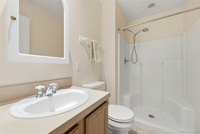 1565 Calebs Way D15, Greenport, NY 11944