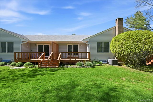 1565 Calebs Way D15, Greenport, NY 11944