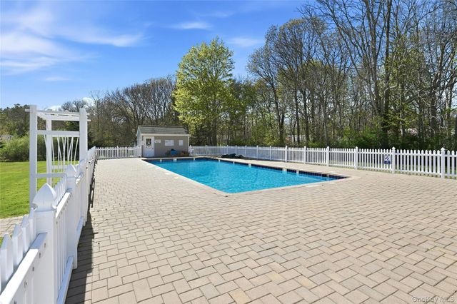 1565 Calebs Way D15, Greenport, NY 11944