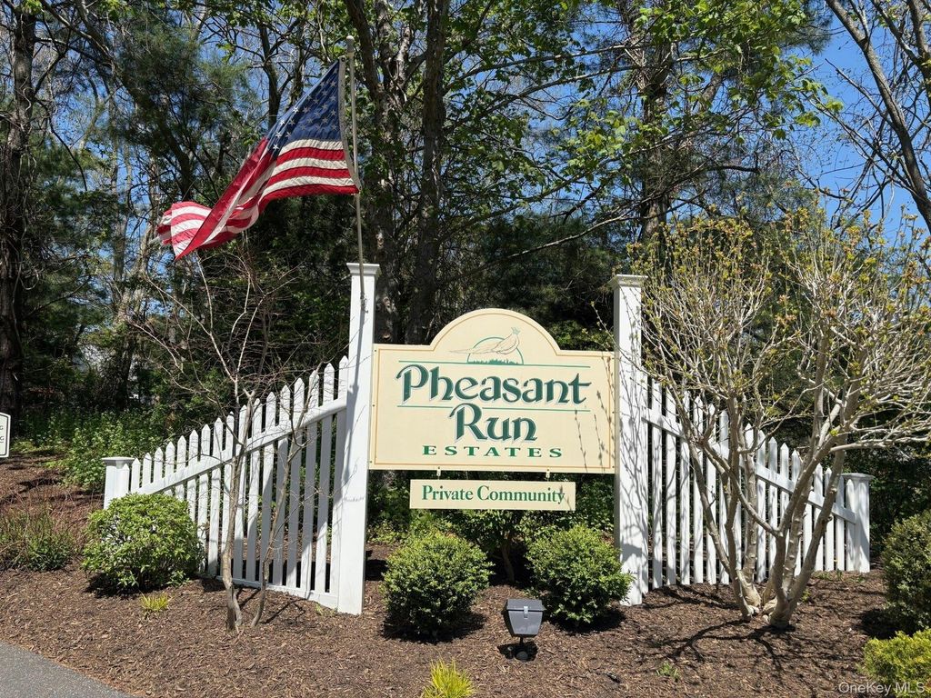 1565 Calebs Way D15, Greenport, NY 11944