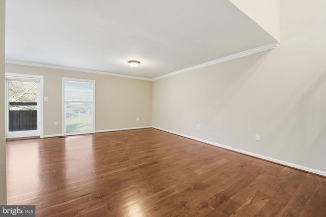 3152 EAKIN PARK CT, Fairfax, VA 22031