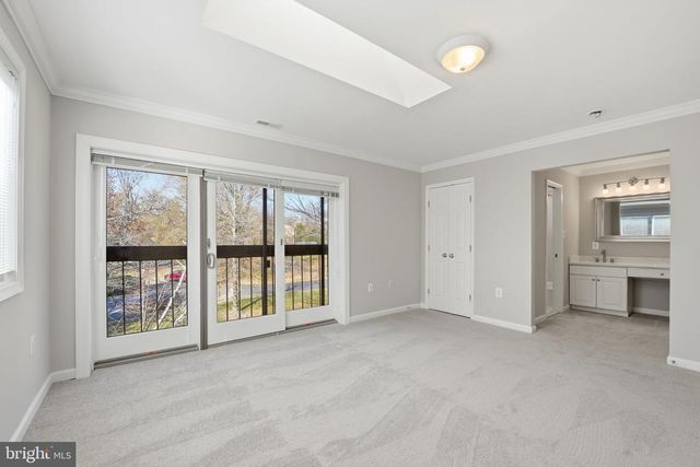 3152 EAKIN PARK CT, Fairfax, VA 22031