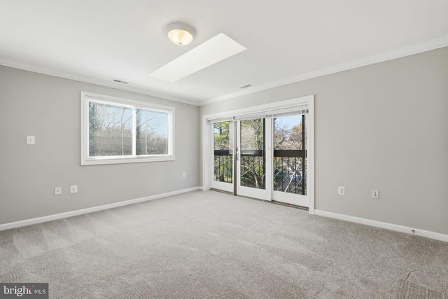 3152 EAKIN PARK CT, Fairfax, VA 22031