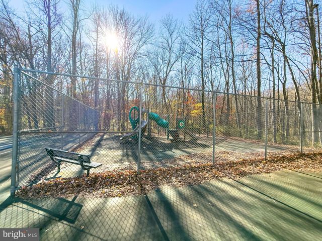 3152 EAKIN PARK CT, Fairfax, VA 22031