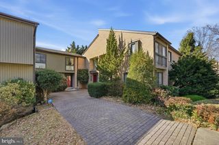 3152 EAKIN PARK CT, Fairfax, VA 22031
