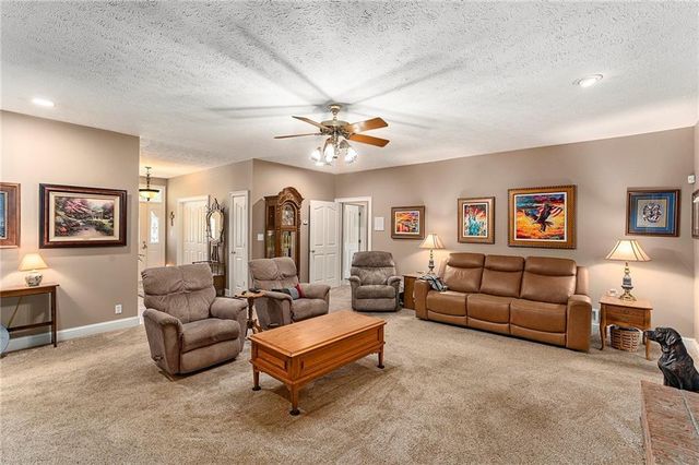 185 Red Maple Drive, Hampton, GA 30228
