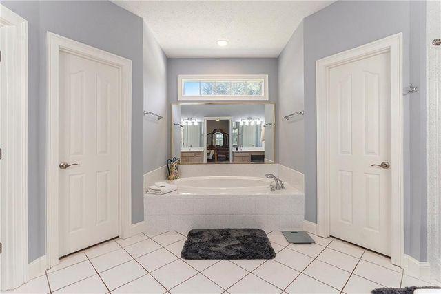 185 Red Maple Drive, Hampton, GA 30228