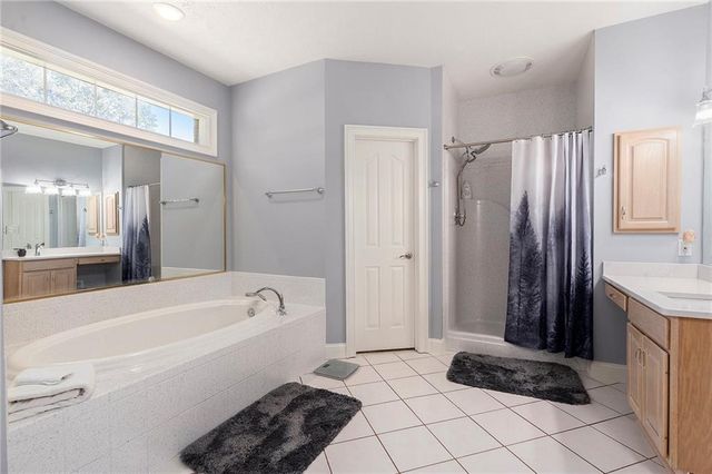 185 Red Maple Drive, Hampton, GA 30228